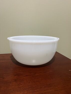 Glasbake foe Sunbeam - Classic White Glass Mixing Bowl